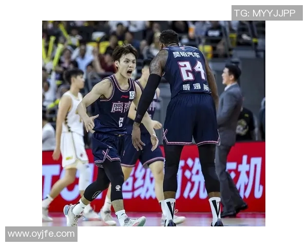 CBA精彩回顾辽宁队与同曦队激战集锦展现篮球魅力与精彩瞬间