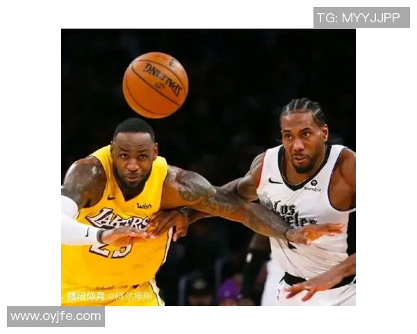 2000年湖人与快船的激烈对决回顾及其对洛杉矶篮球的影响分析