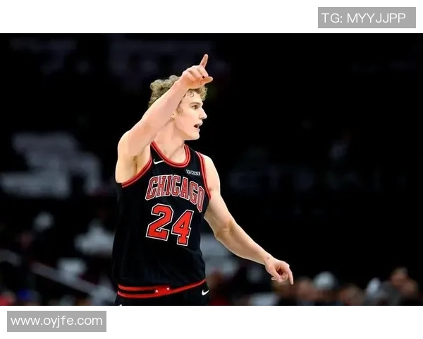 2011年NBA季后赛爵士与公牛激战回顾精彩瞬间与关键时刻分析