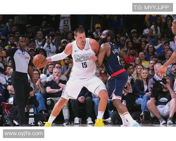 2015年快船与勇士精彩对决全场录像回顾与分析